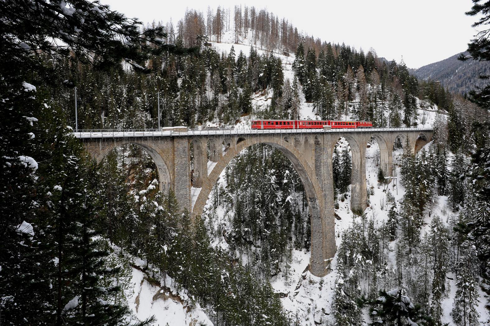 Foto: Wiesener Viadukt, bei Davos Wiesen, Strecke Davos–Filisur