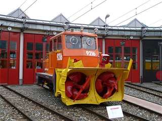 Foto der RhB Xrot m 9216 „Schleuderina“