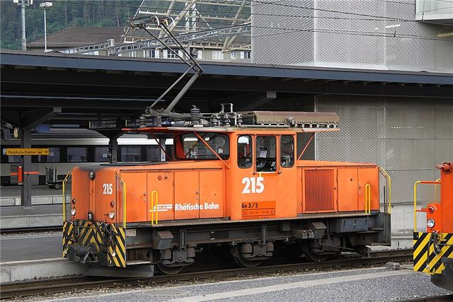Foto der RhB Ge 3/3 215