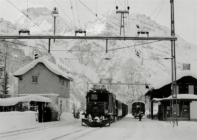 Foto: Ge 6/6 I 403–405