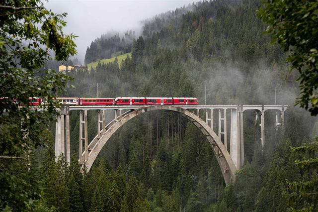 Foto: Langwieser Viadukt, bei Langwies, Arosabahn