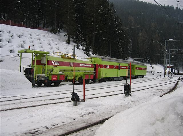 Foto der RhB Xah-y 9386 „Löschwagen“